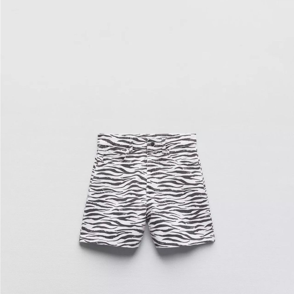 Zara High Waist Black and White Shorts